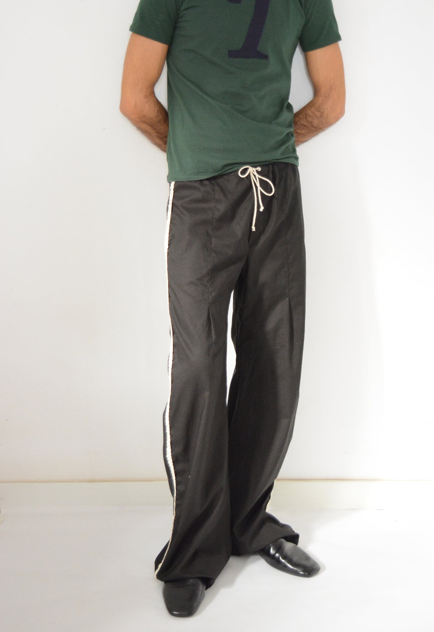 Globo trousers black