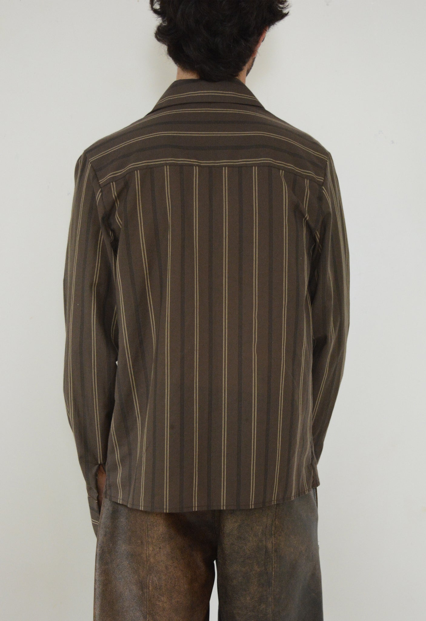 Leon shirt