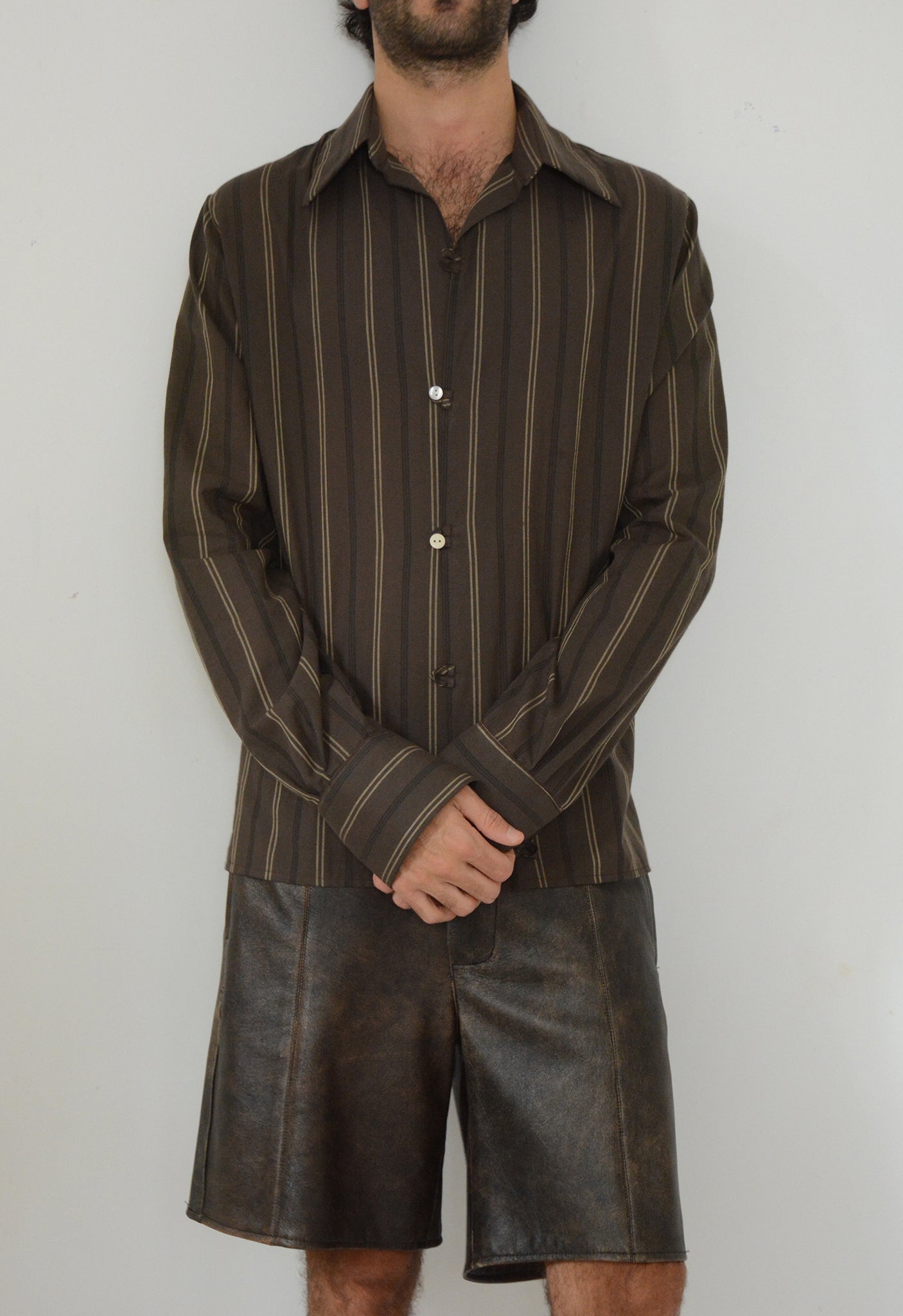 Leon shirt